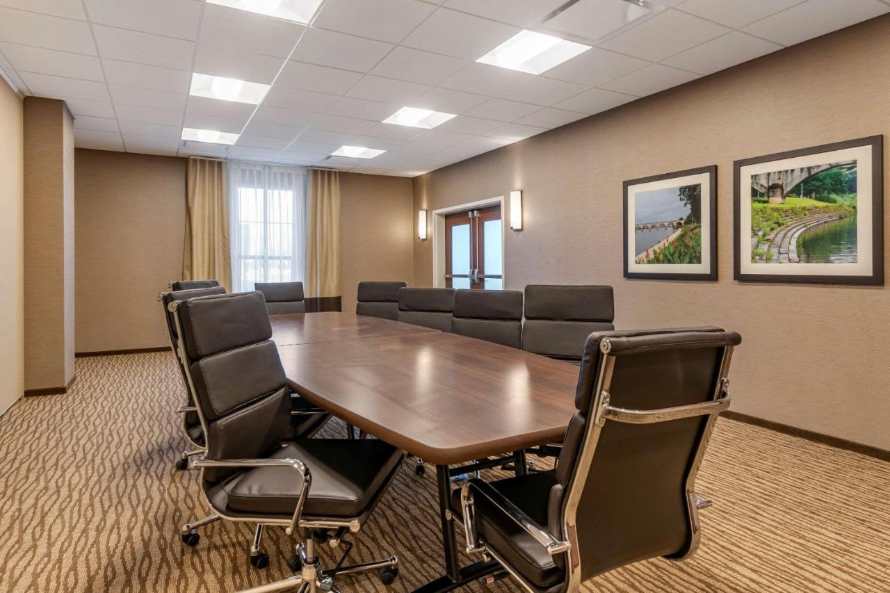 Comfort Suites Camp Hill-Harrisburg West Zewnętrze zdjęcie